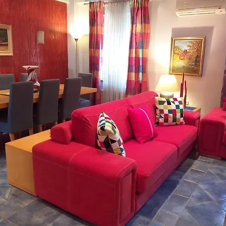 Urban 86 Apartment Volos