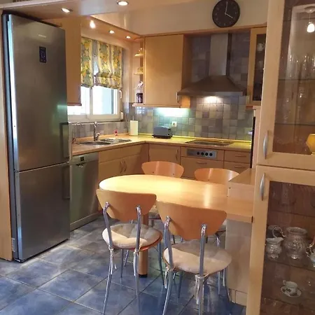 Urban 86 Apartment